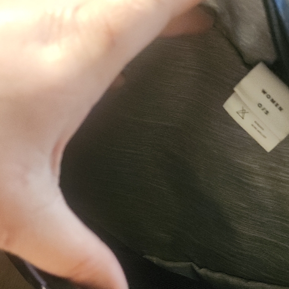 Sherpani Black and Blue Floral Backpack - Picture 3 of 4